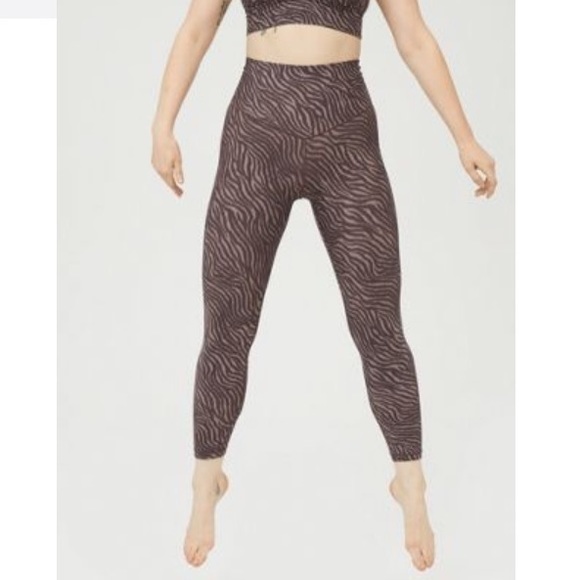 Aerie Real Me Leggings - Picture 2 of 3